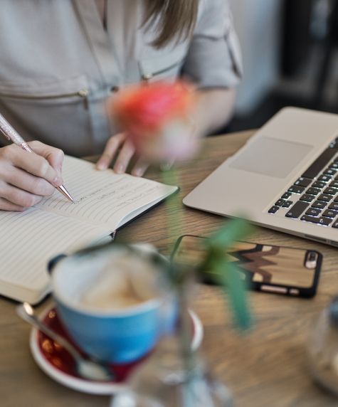 coffee-composition-desk-1766604